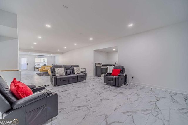 1859 Alcovy Shoals Bluff, Lawrenceville, GA 30045