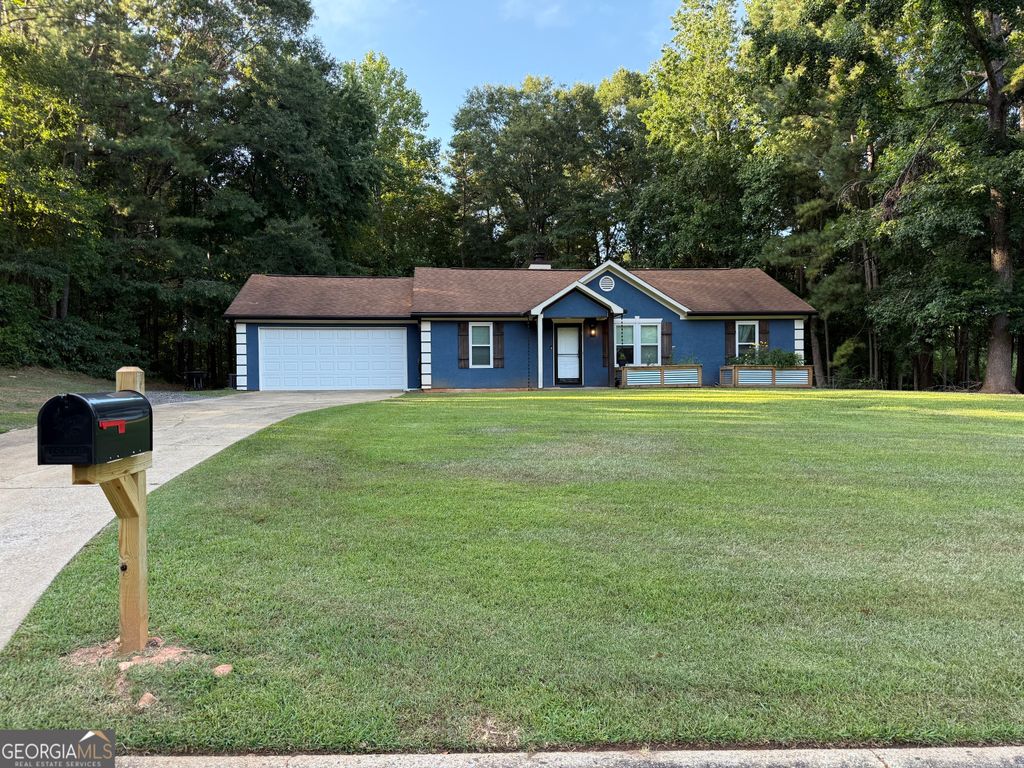 148 Apache Pointe Drive, Senoia, GA 30276