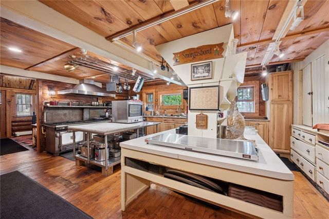 10472 W Murphy Boulevard, Hayward, WI 54843