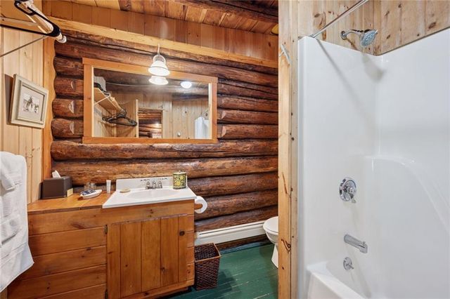 10472 W Murphy Boulevard, Hayward, WI 54843