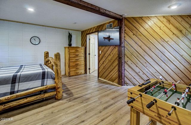 1125 Tanrac Trail, Gatlinburg, TN 37738