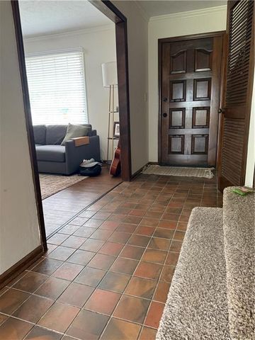 4290 Somerset Drive, Prairie Village, KS 66207