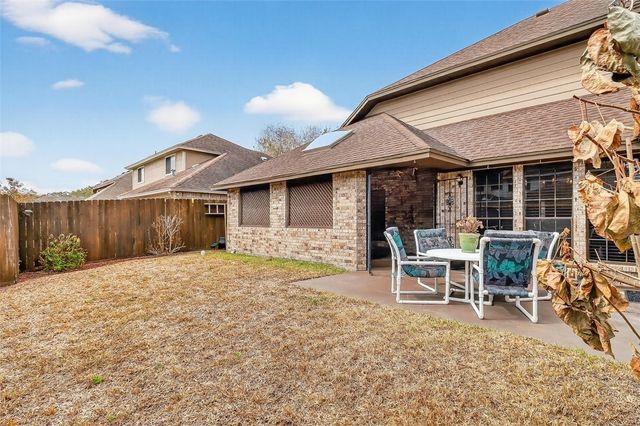 7418 Bourget Dr, Corpus Christi, TX 78413