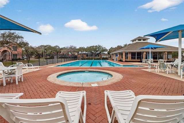 7418 Bourget Dr, Corpus Christi, TX 78413