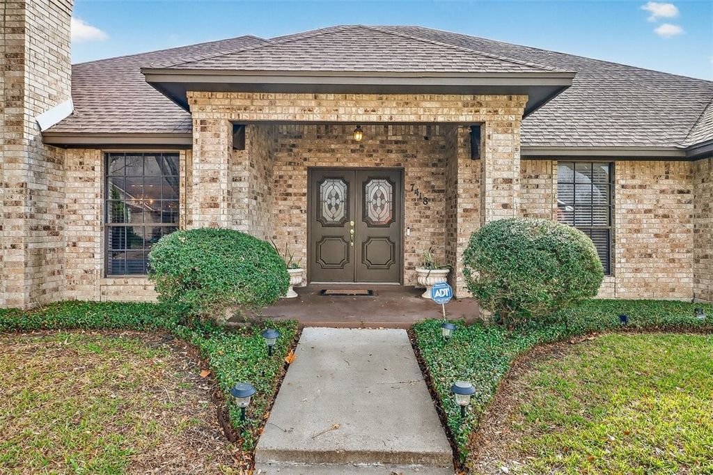 7418 Bourget Dr, Corpus Christi, TX 78413 — photo 2