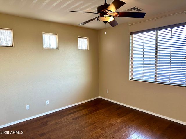 2691 E LE GRAND Loop, Chandler, AZ 85286