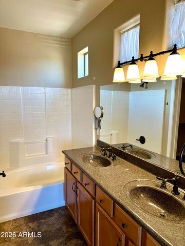 2691 E LE GRAND Loop, Chandler, AZ 85286