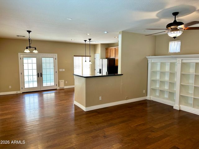 2691 E LE GRAND Loop, Chandler, AZ 85286