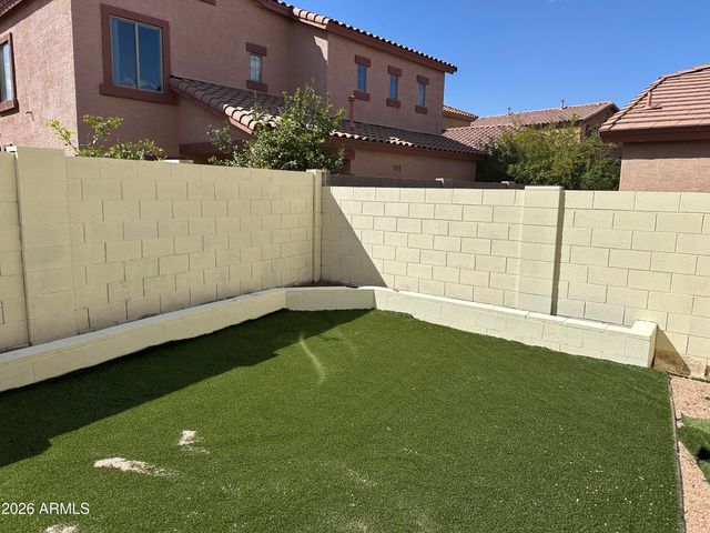 2691 E LE GRAND Loop, Chandler, AZ 85286