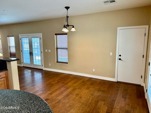 2691 E LE GRAND Loop, Chandler, AZ 85286