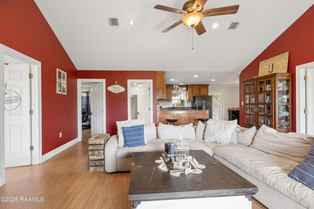 185 Shalom Road, Church Point, LA 70525