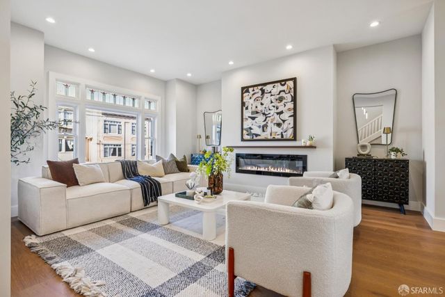 618 19th Avenue, San Francisco, CA 94121