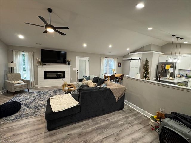 1029 Lee Acres Drive, Walnut Cove, NC 27052