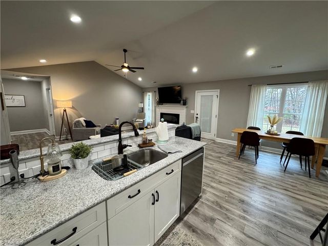 1029 Lee Acres Drive, Walnut Cove, NC 27052