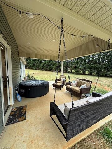 1029 Lee Acres Drive, Walnut Cove, NC 27052