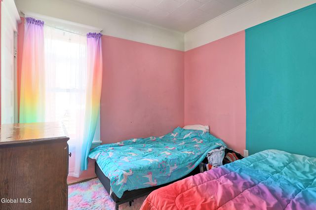 1235 Crane Street, Schenectady, NY 12303