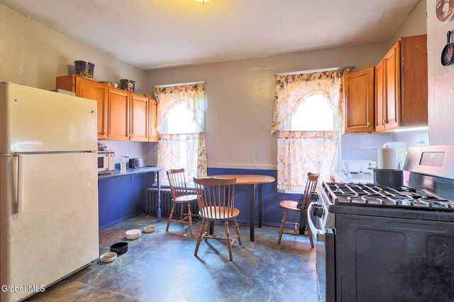 1235 Crane Street, Schenectady, NY 12303