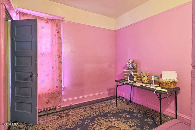 1235 Crane Street, Schenectady, NY 12303