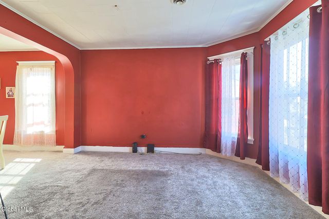 1235 Crane Street, Schenectady, NY 12303