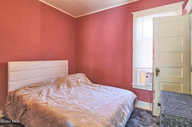 1235 Crane Street, Schenectady, NY 12303