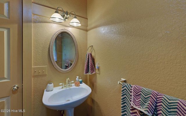 475 Rivercane Road, Brasstown, NC 28902