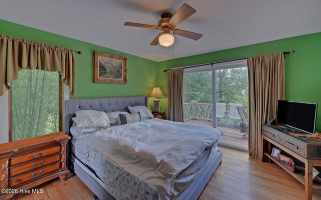 475 Rivercane Road, Brasstown, NC 28902