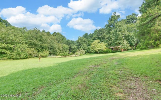 475 Rivercane Road, Brasstown, NC 28902