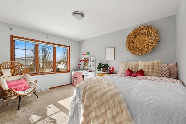 2111 Clearwater DRIVE, Onalaska, WI 54650