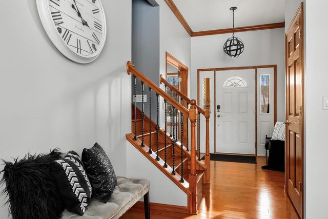 2111 Clearwater DRIVE, Onalaska, WI 54650