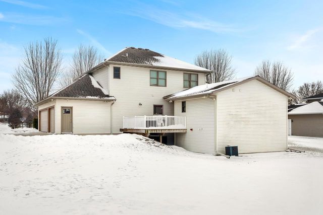 2111 Clearwater DRIVE, Onalaska, WI 54650