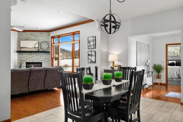 2111 Clearwater DRIVE, Onalaska, WI 54650