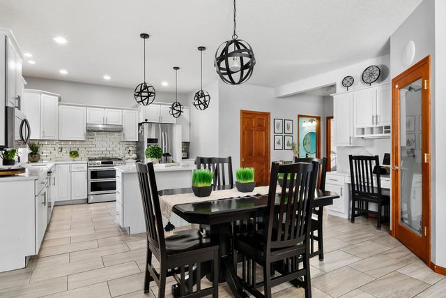 2111 Clearwater DRIVE, Onalaska, WI 54650