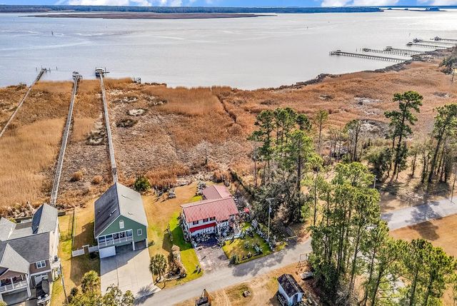 2023 Asbury St., Georgetown, SC 29440