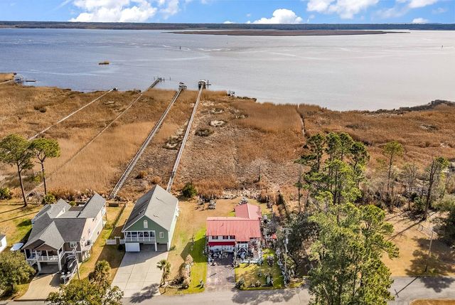 2023 Asbury St., Georgetown, SC 29440