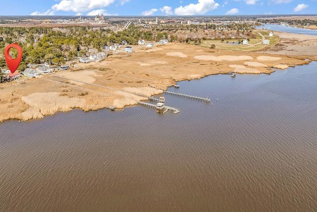 2023 Asbury St., Georgetown, SC 29440