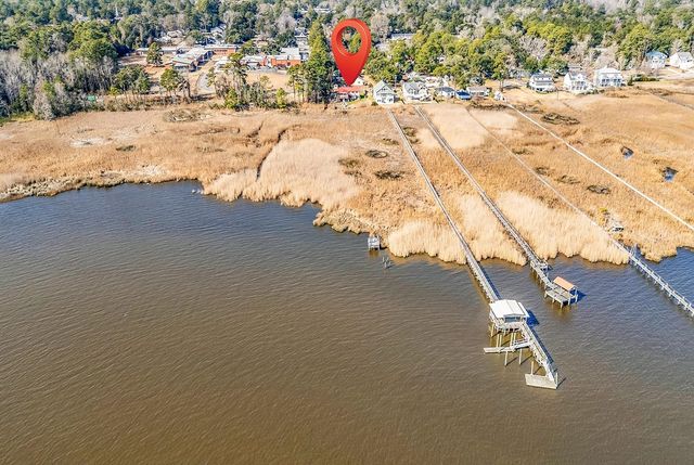 2023 Asbury St., Georgetown, SC 29440