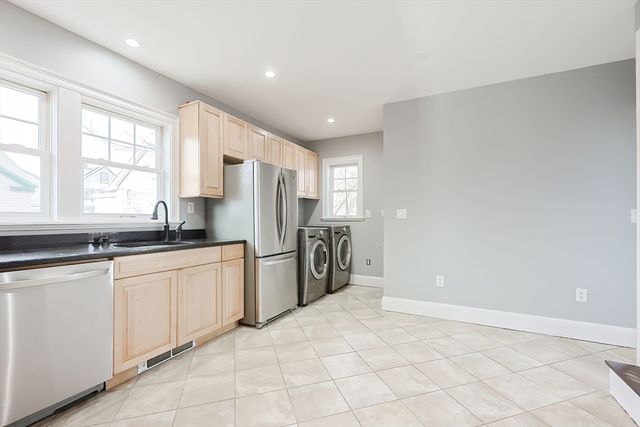 27-29 Brookvale St, Boston, MA 02124