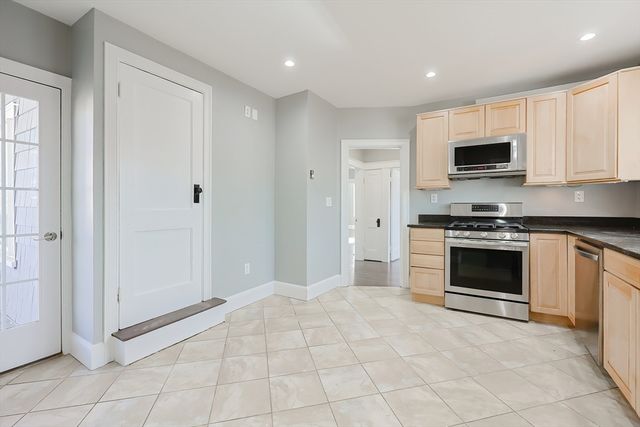 27-29 Brookvale St, Boston, MA 02124