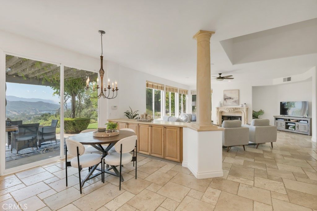 Image 19 of property listing at 3924 Davids, Agoura Hills, CA 91301