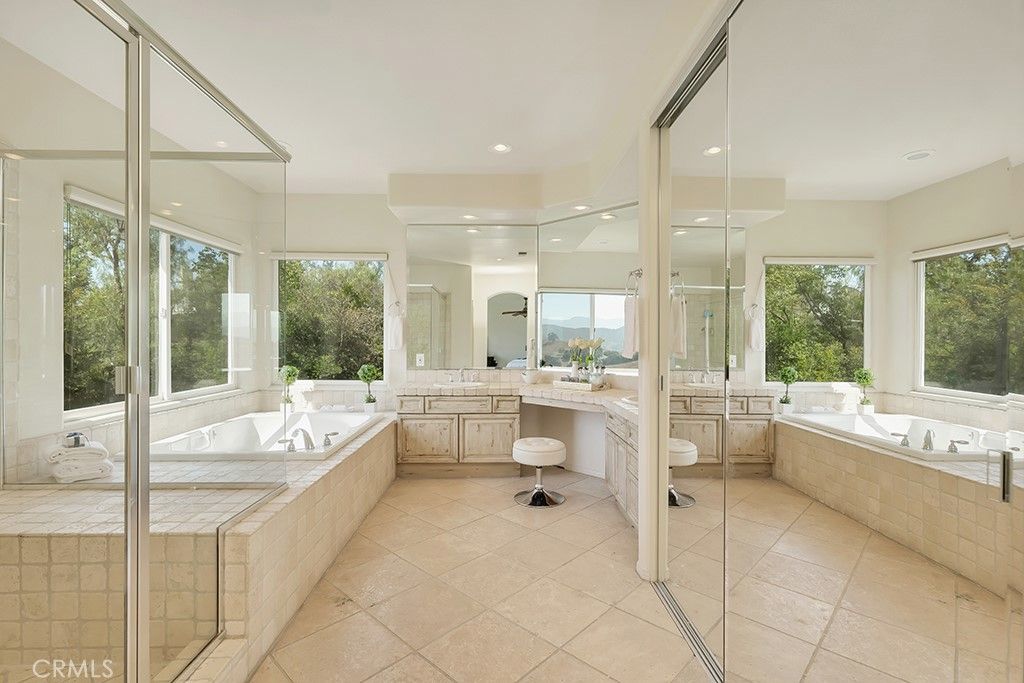 Image 34 of property listing at 3924 Davids, Agoura Hills, CA 91301