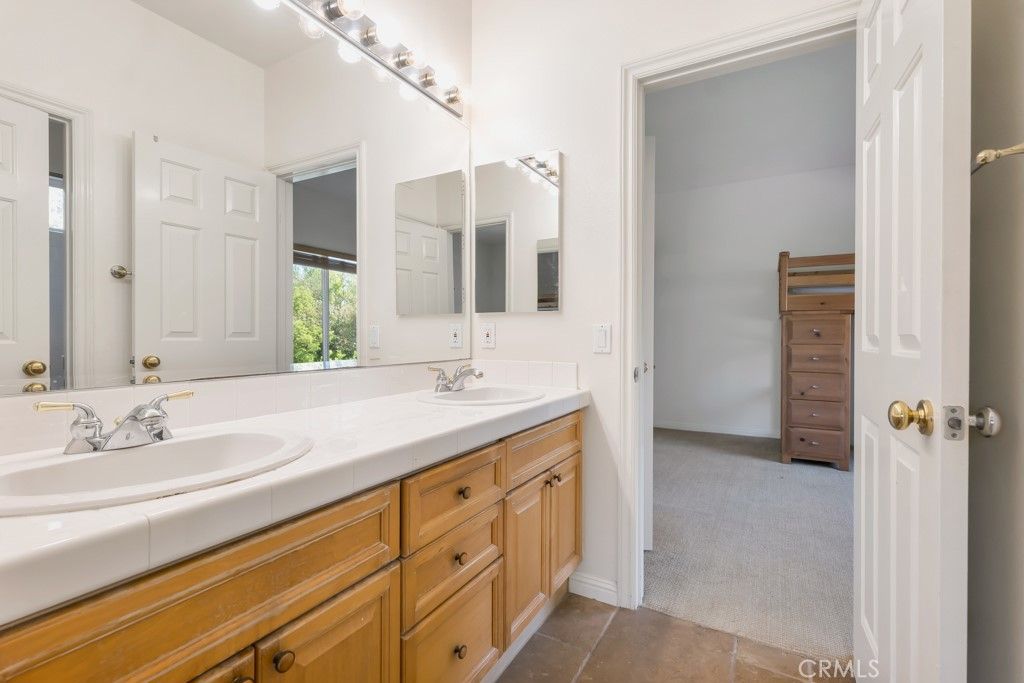 Image 39 of property listing at 3924 Davids, Agoura Hills, CA 91301