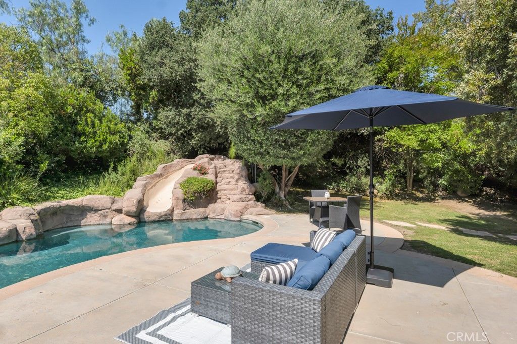 Image 51 of property listing at 3924 Davids, Agoura Hills, CA 91301
