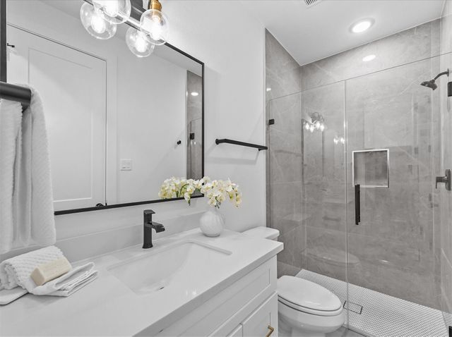 1802 Del Norte Street C, Houston, TX 77018