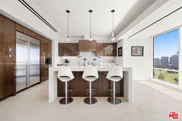1200 Club View Drive 14S, Los Angeles, CA 90024
