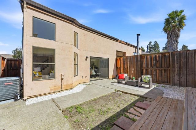 39607 Embarcadero Terrace, Fremont, CA 94538