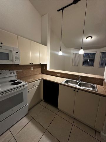 2903 SE 17th Ave 209, Homestead, FL 33035