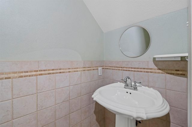 1110 Carrington Court, Irving, TX 75060