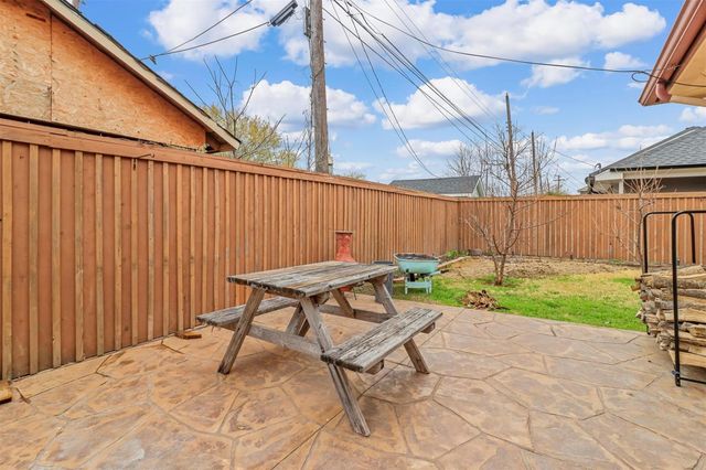 1110 Carrington Court, Irving, TX 75060