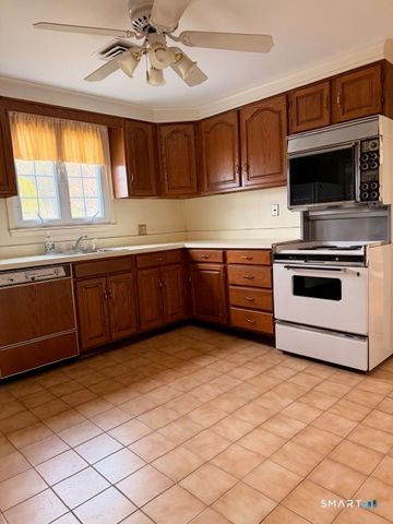 75 Colonial Drive, Hamden, CT 06518