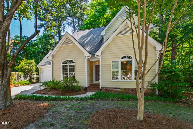4305 Dinwiddie Court, Raleigh, NC 27604